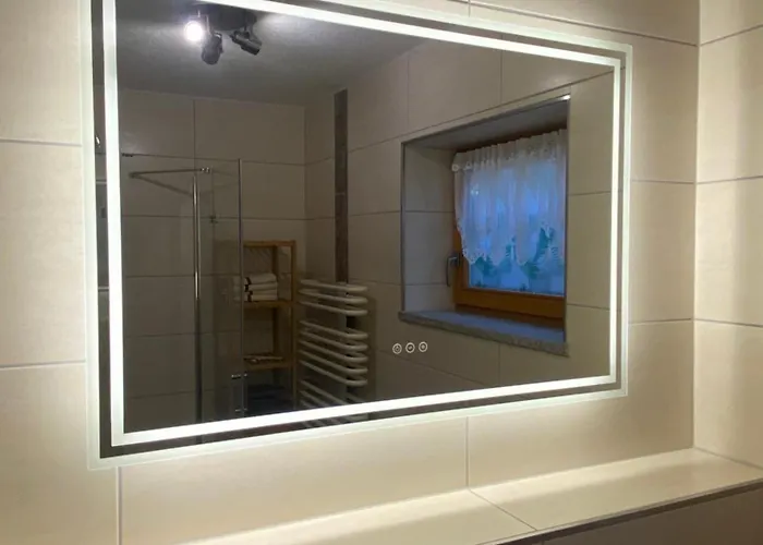 Far Away From Africa Daire Steinach (Thuringia)